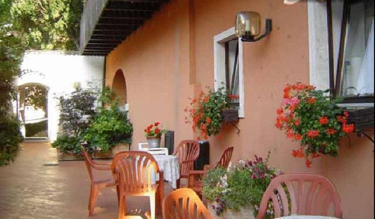 Residence Concaverde Pomarolo Екстериор снимка